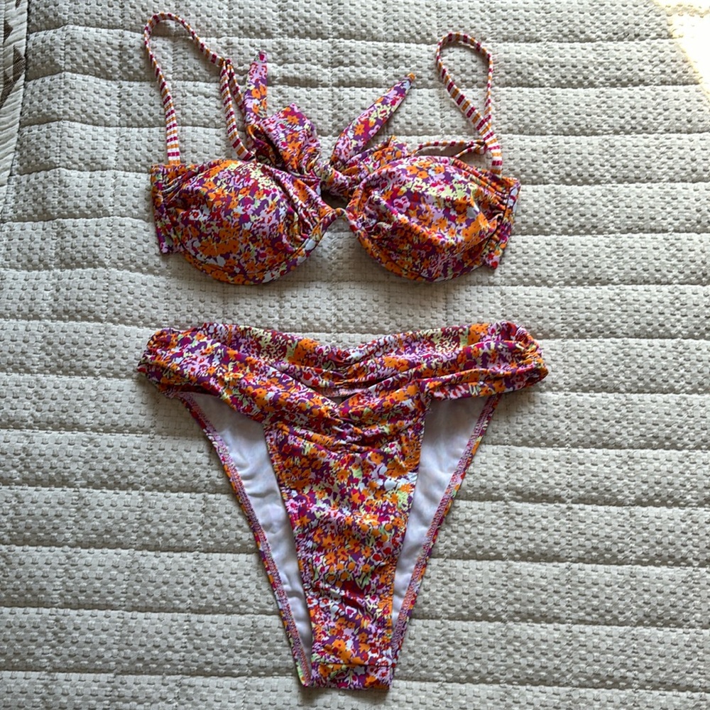Floral bikini #376